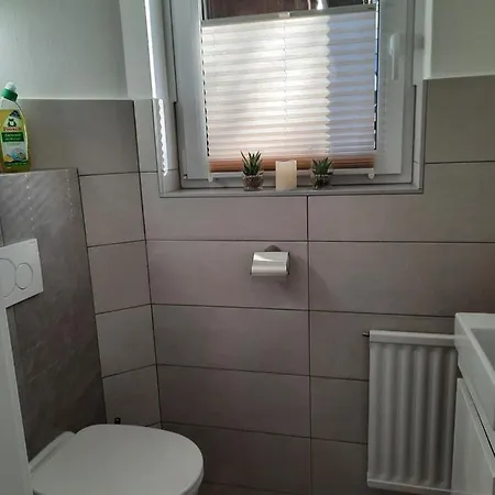 Theresia Apartment *